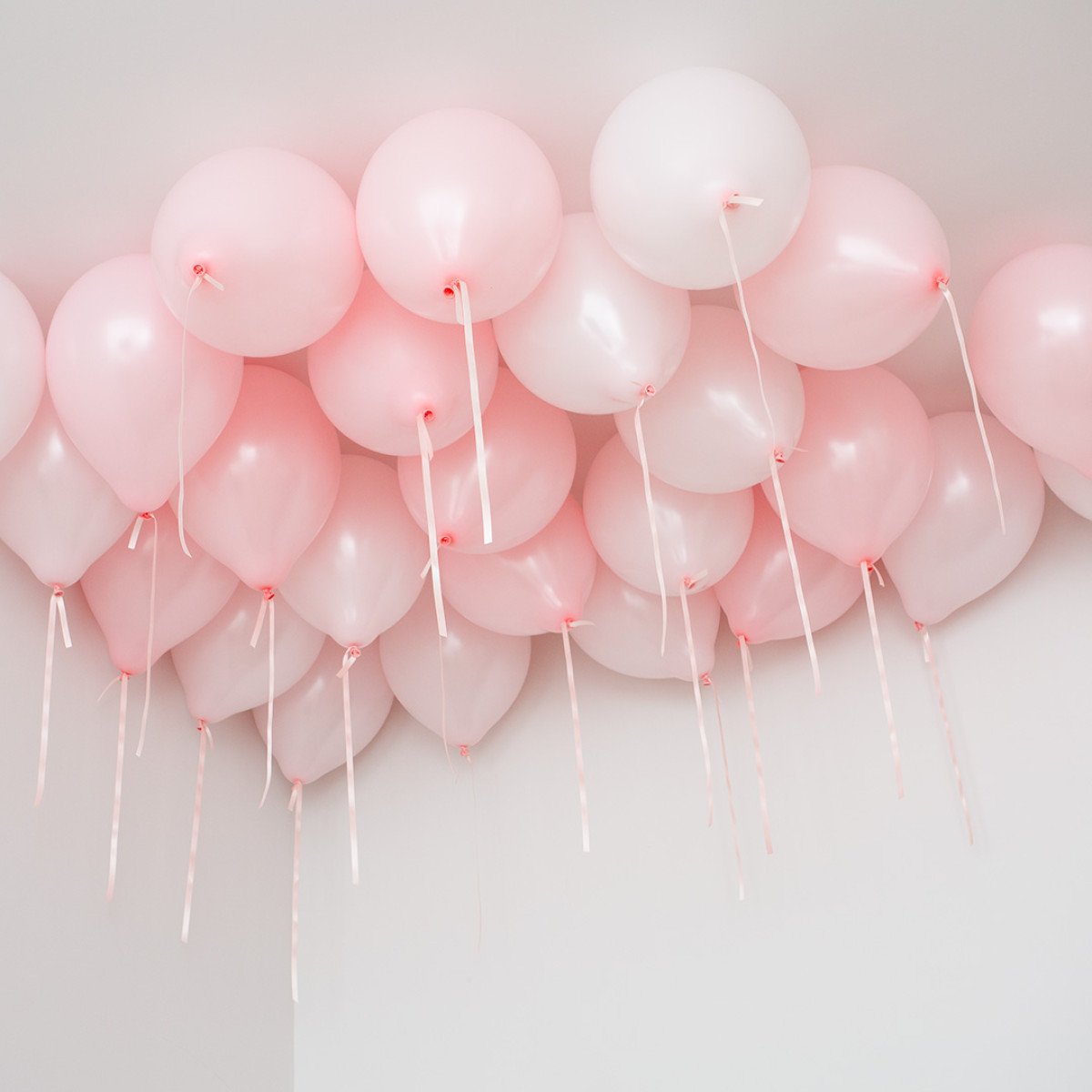 25 Baby Pink Ceiling Balloons – The Perfect Party Decor!