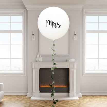 White Ivy Tail Giant Balloon